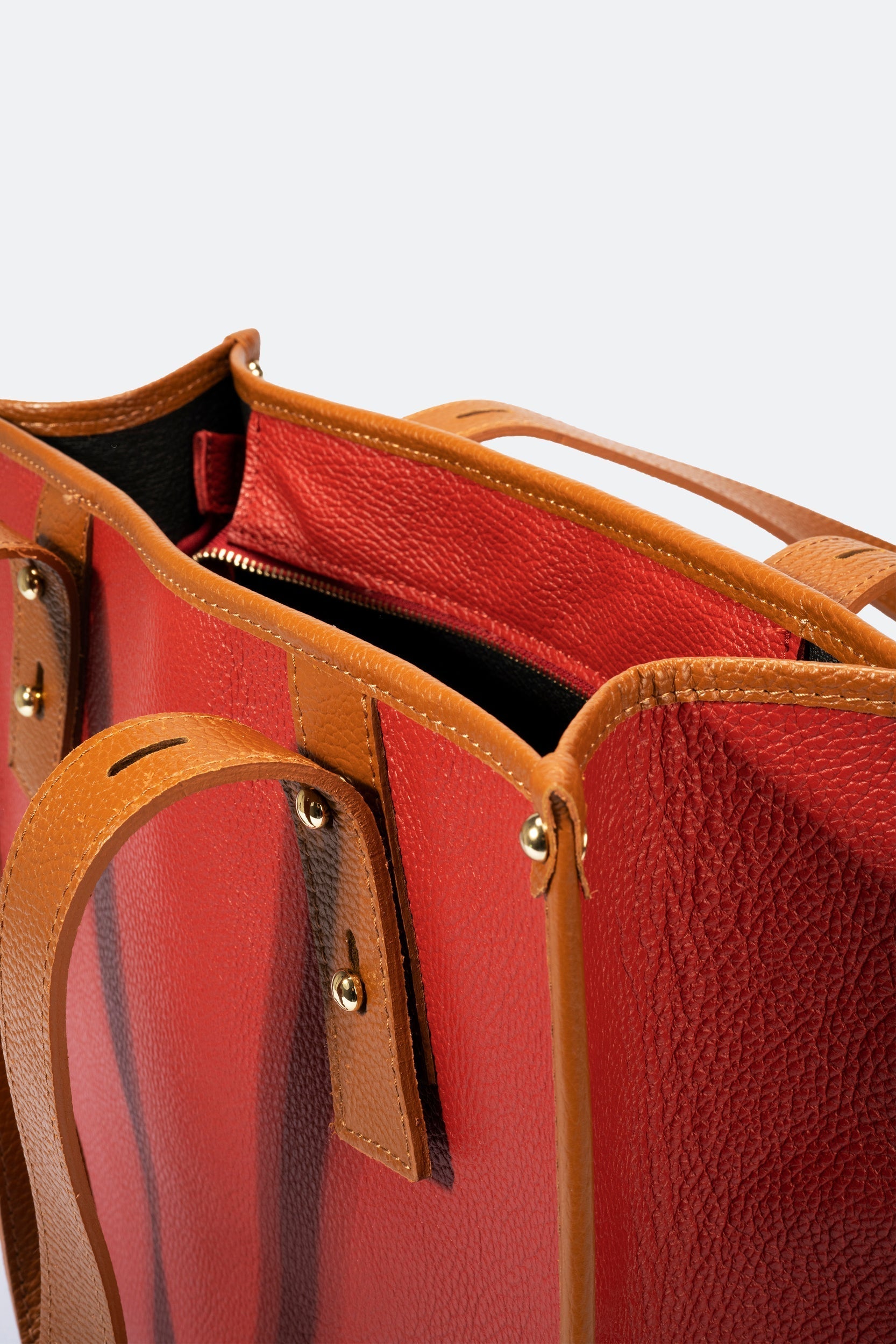 BD1083-RED
