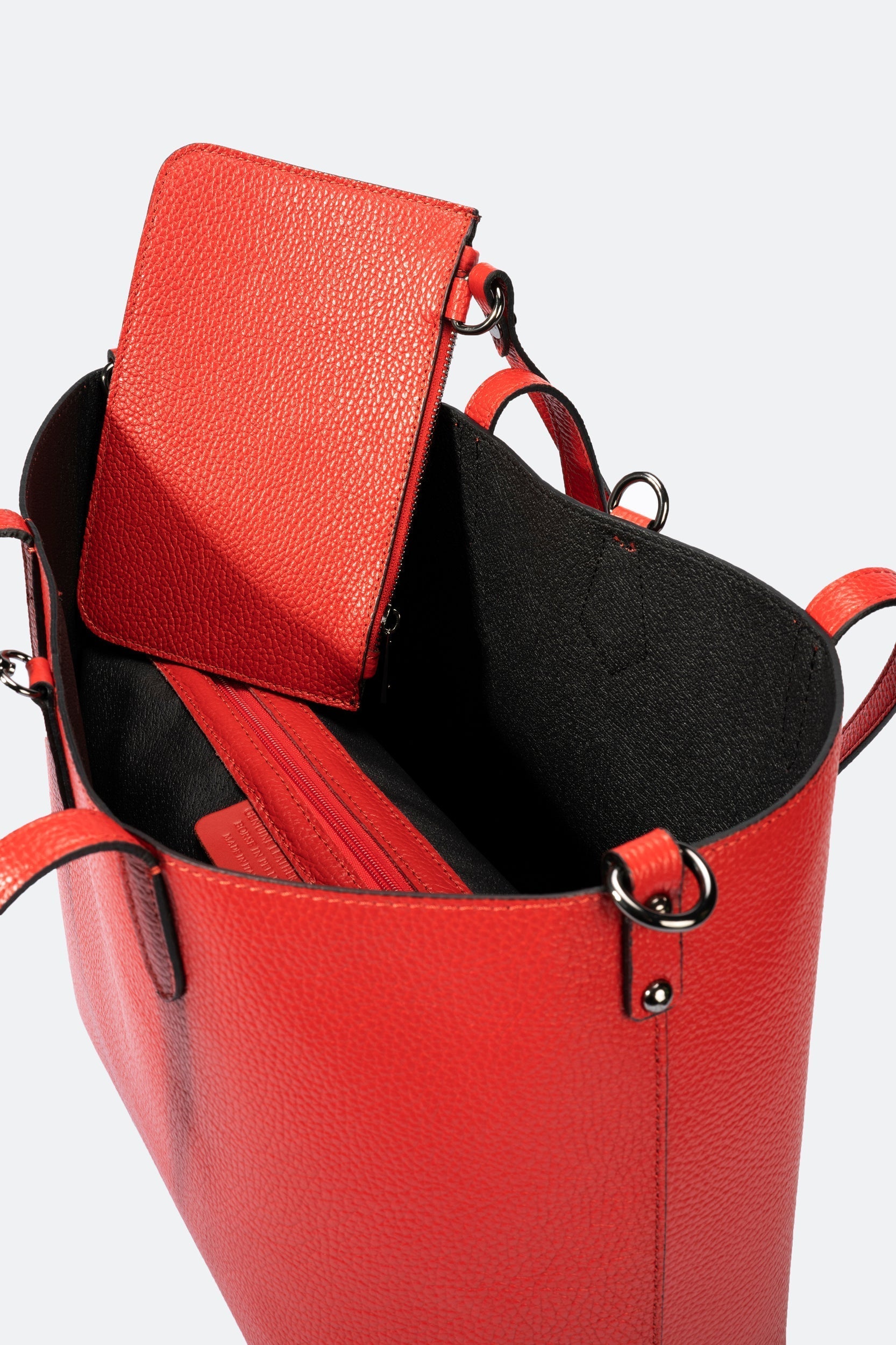 BD2272-RED