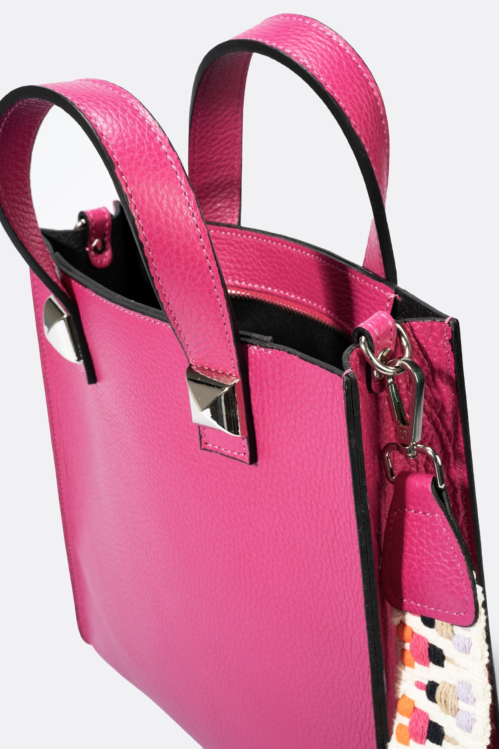 Dessa Fuchsia