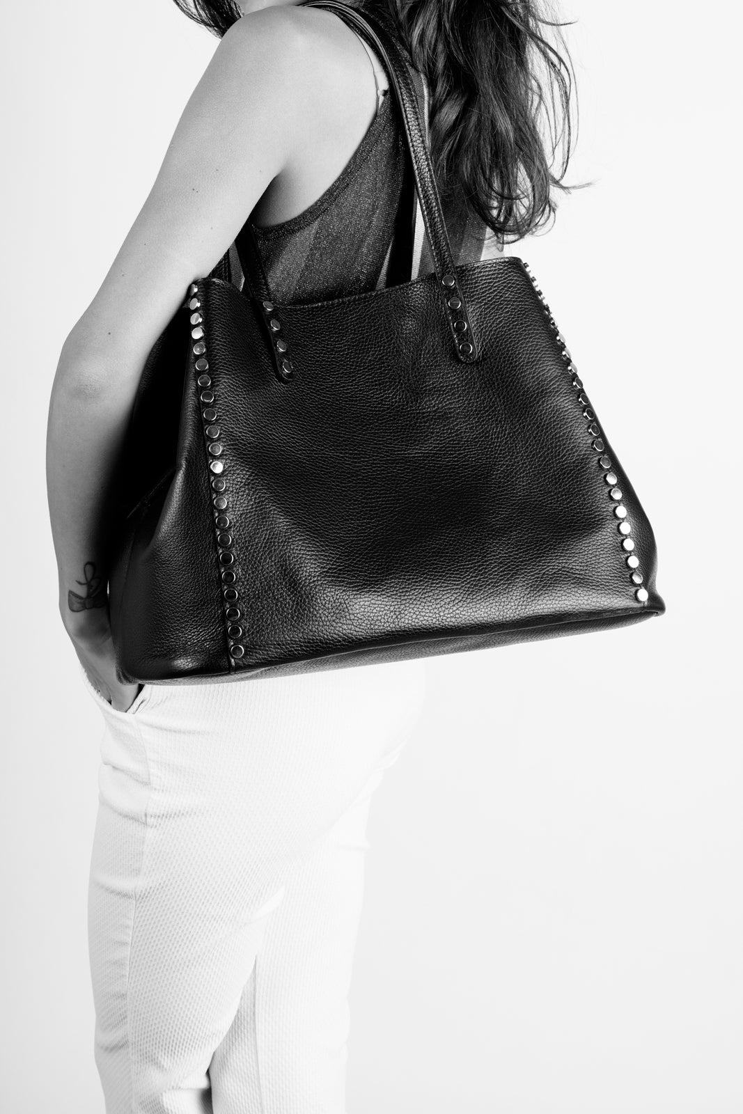 LILA-BLACK